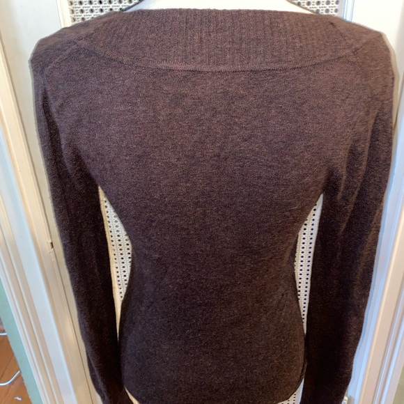 Express Chocolate V-Neck Women's Sweater - Picture 7 of 13